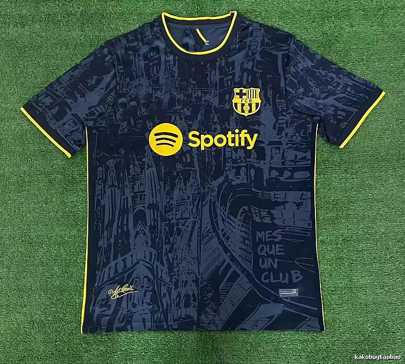 Real Madrid Commemorative-Style Look Dragon Soccer Jersey Campus Look