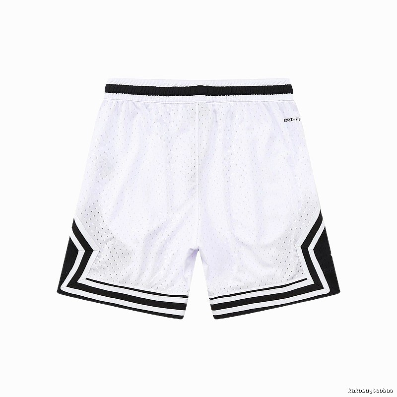 AJ sporty black and white shorts