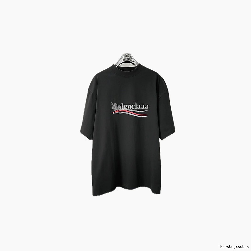 Balenciaga minimalist style black T-shirt