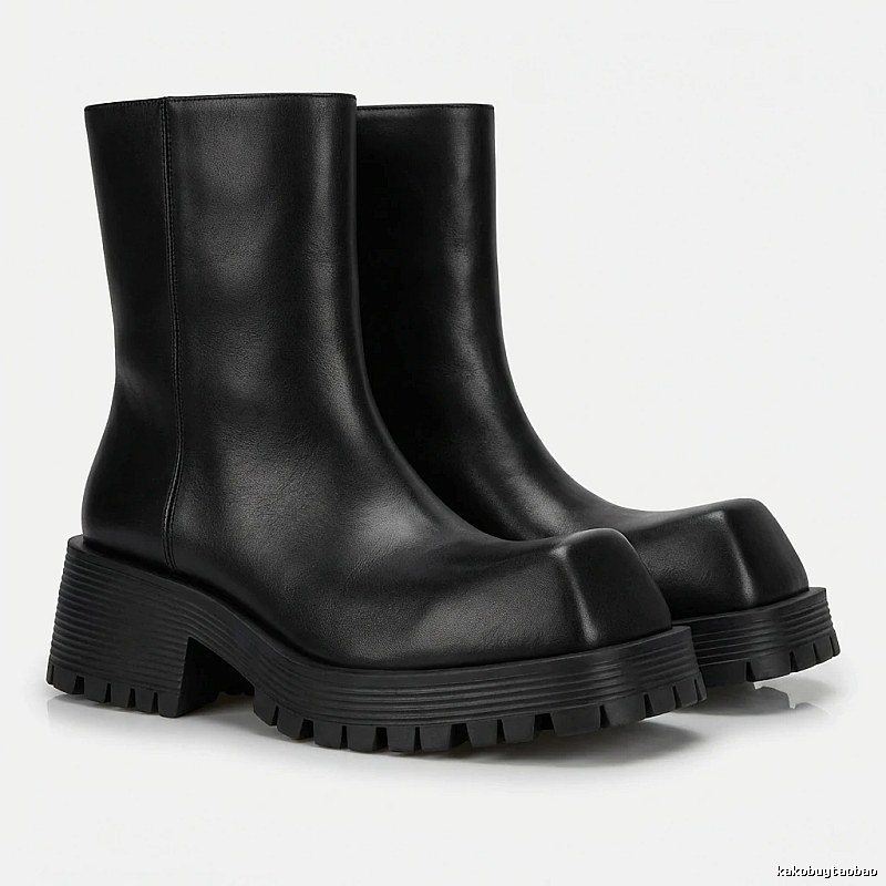 Balenciaga rubber black short boots