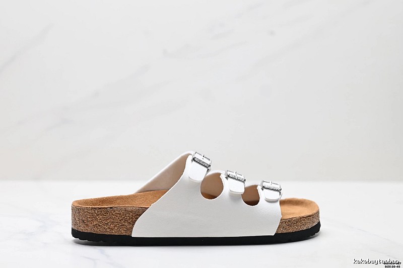 BIRKENSTOCK Three-Buckle Casual White Slide Sandals