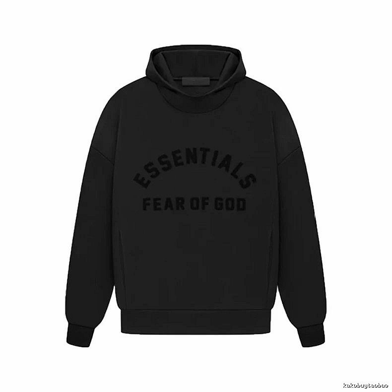 Black Winter Fleece Hoodie for Casual Layers