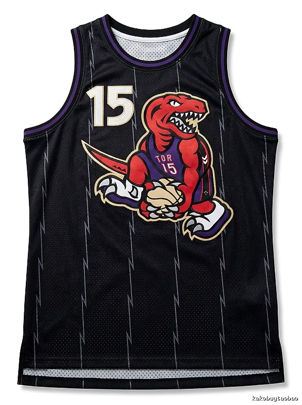 Carter's black-purple basketball jersey of the Raptors.