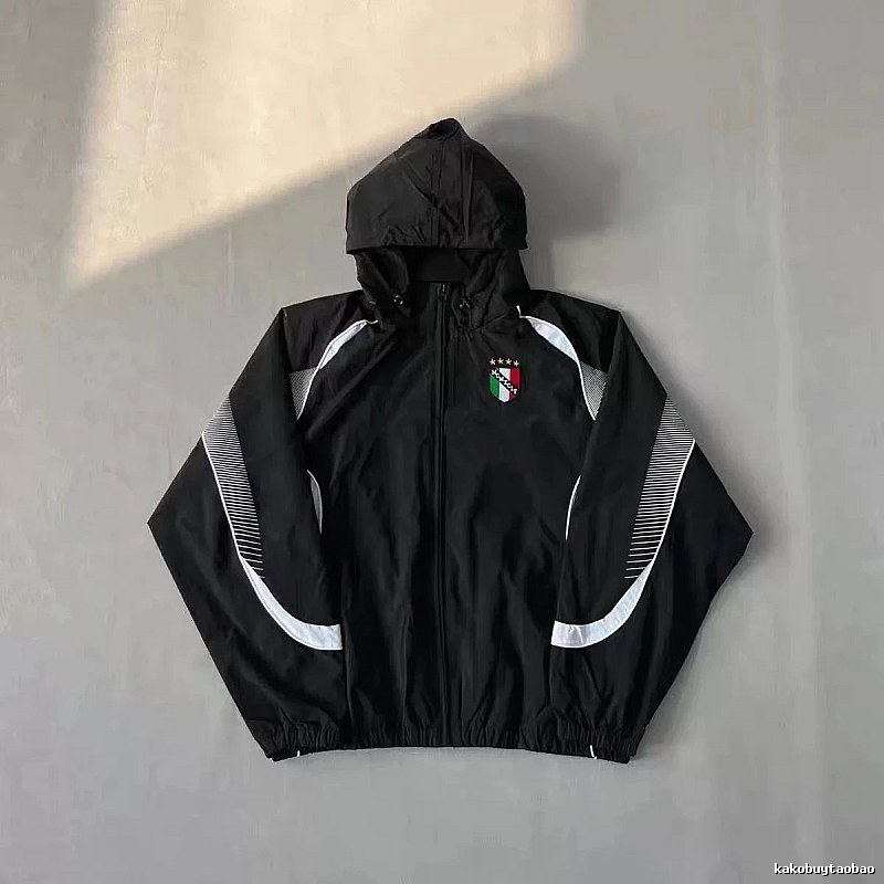Italy Classic Soccer windbreaker jacket Black Hooded Jacket for Daily Styling