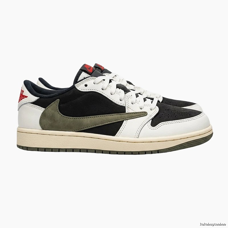 Jordan AJ1 Black and White Retro Sneakers