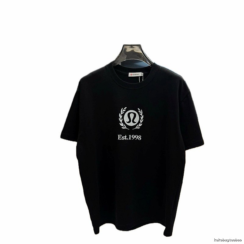 lululemon Casual Printed Black Short Sleeve T-shirt