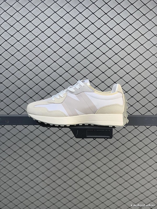 New Balance Retro Runners, Cream and Retro Runner Shape