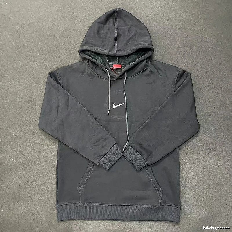 Nike Small-Logo Detail Gray Zip Hoodie Downtown Style Swoosh