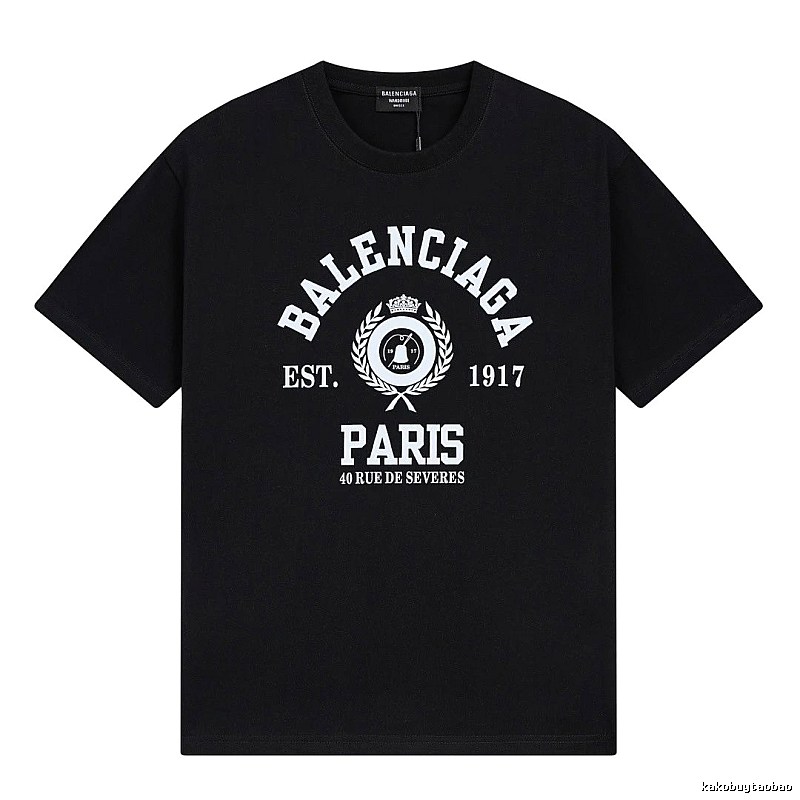 Vintage black short-sleeve T-shirt of Balenciaga